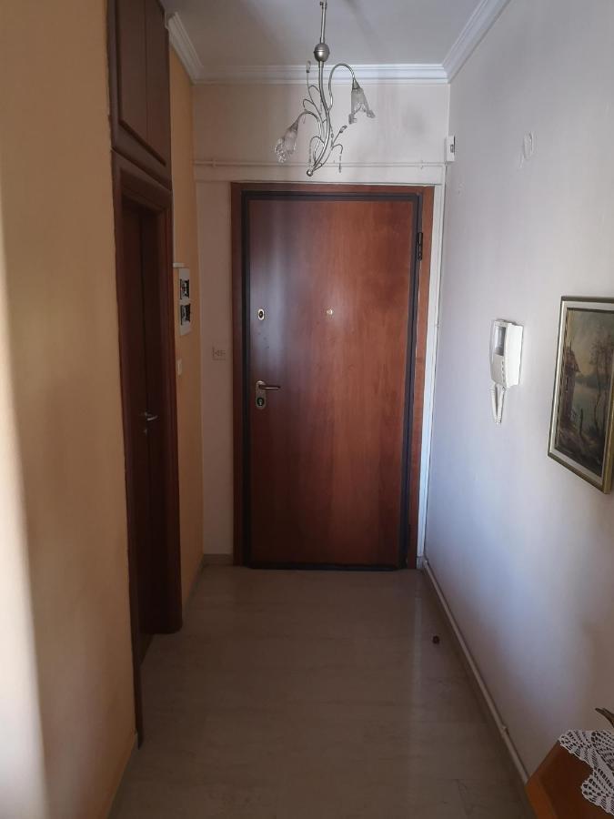 Comfortable Apartment In Kato Toumpa Thessaloníki Eksteriør bilde